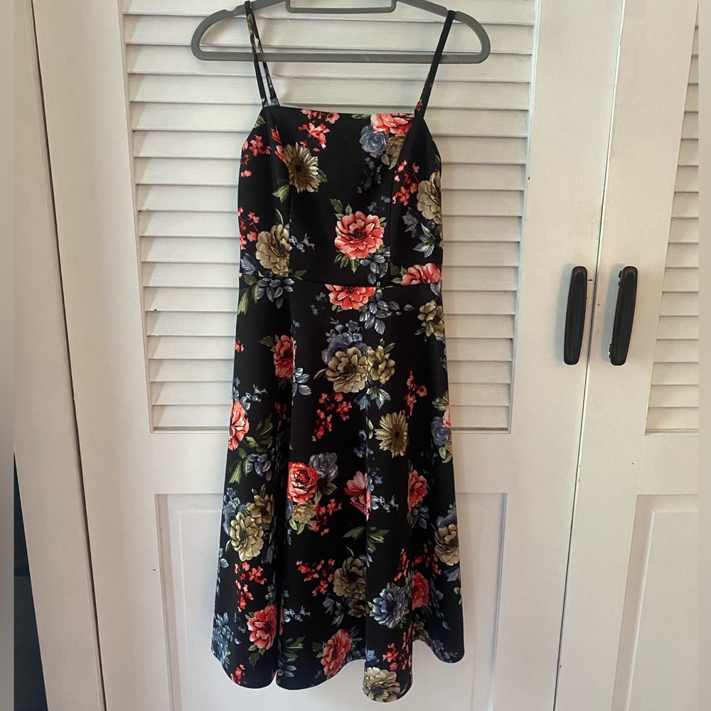 Floral dress size small